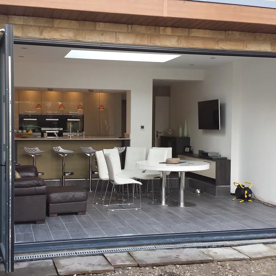 Bifold Thamesmead